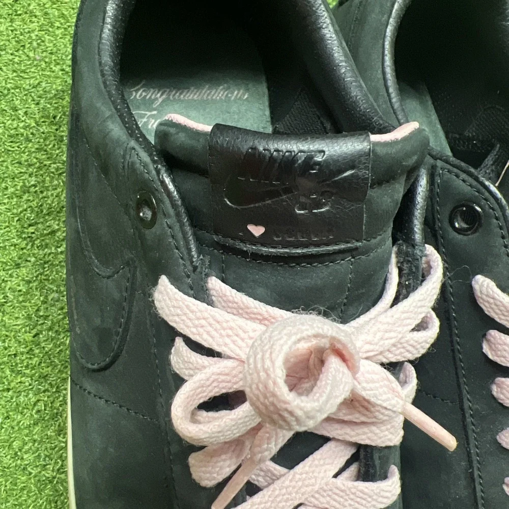 Nike SB X Scuba Steve Wedding Blazer Low GT Size 8.5 Promo (SAMPLE) Very Rare!